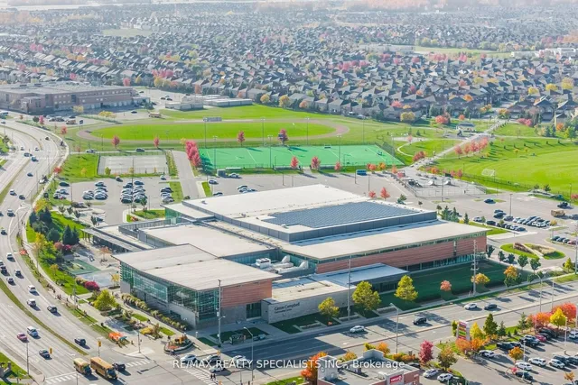 Additional image 39 of 36 Dunvegan Cres