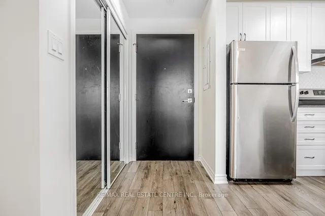 Additional image 8 of 200 Lagerfeld Dr Unit 421