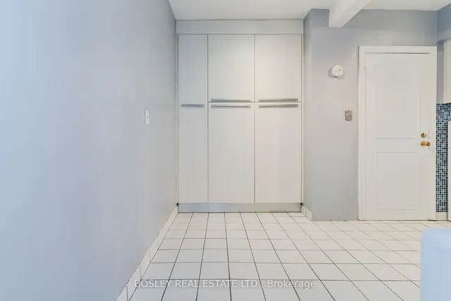 Additional image 9 of 7 Warwick Ave Unit 2