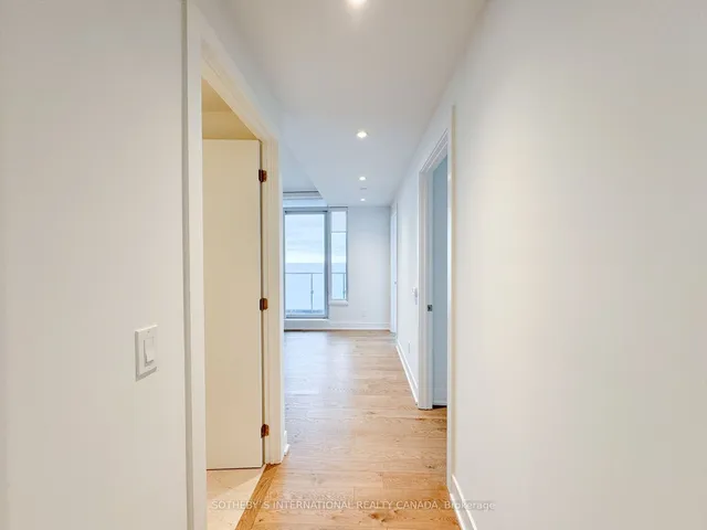 Additional image 15 of 1926 Lake Shore Blvd Unit 2010E