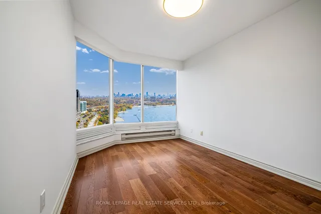 Additional image 10 of 1 Palace Pier Crt Unit 3410