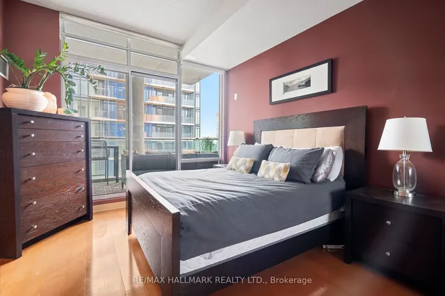 Additional image 26 of 81 Navy Wharf Crt Unit 3803