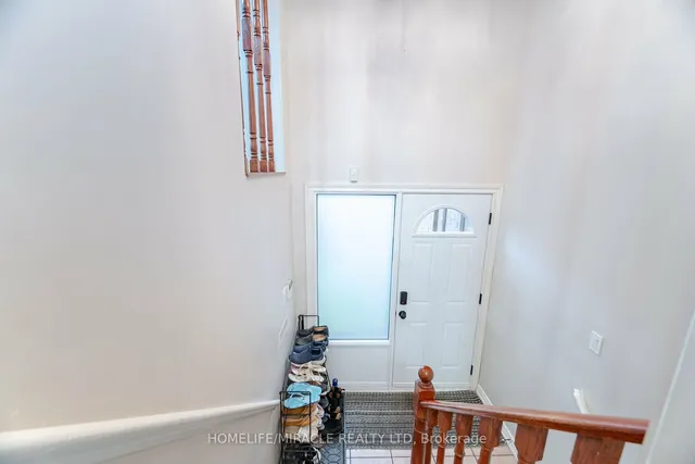 Additional image 4 of 4 Carleton Pl