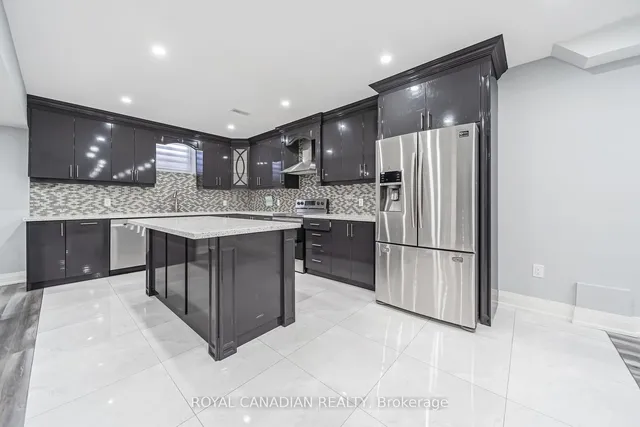 Additional image 40 of 20 Falkland Rd