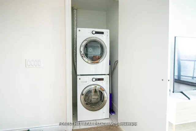 Additional image 13 of 608 Richmond St Unit 1208