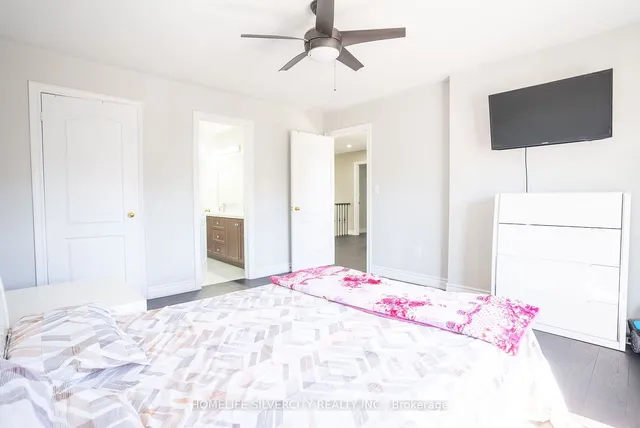 Additional image 24 of 73 Pathway Dr