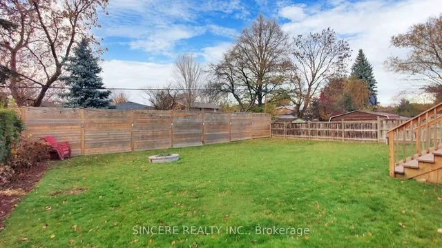 Additional image 38 of 39 Greengrove Cres