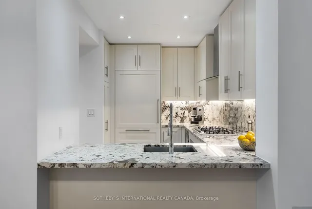 Additional image 30 of 29 Queens Quay Unit Th 115