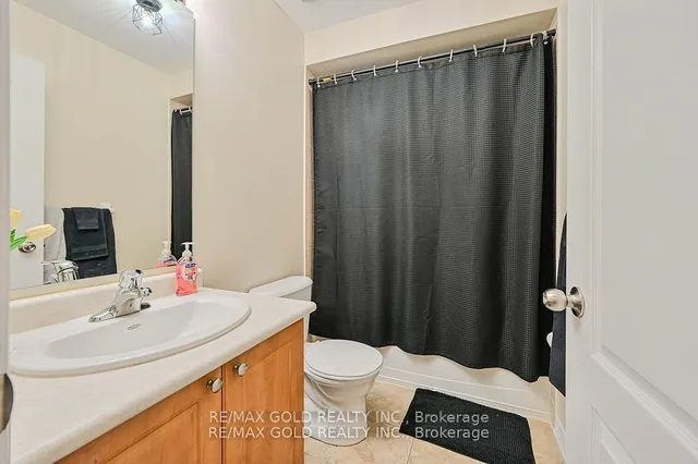 Additional image 37 of 31 Bergamont Rd