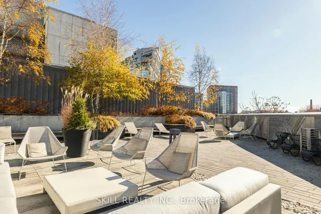 Additional image 37 of 20 Gladstone Unit# 501 Ave
