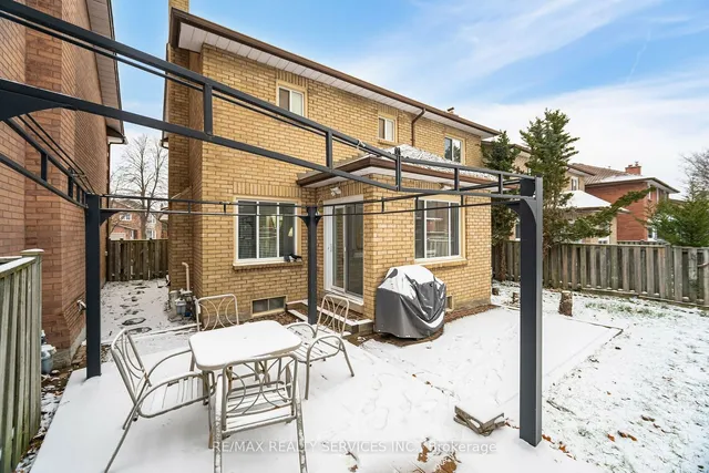 Additional image 28 of 70 Mara Cres