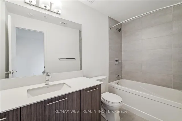 Additional image 7 of 861 Sheppard Ave Unit 7