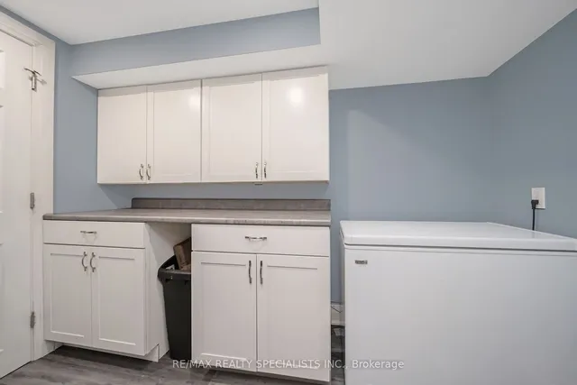 Additional image 36 of 3 Greenwich Circ