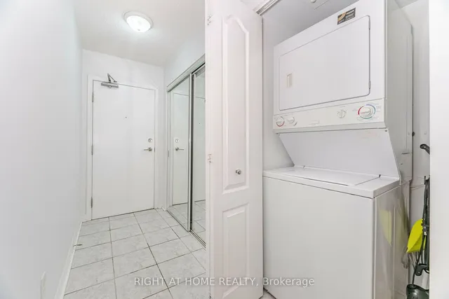 Additional image 9 of 2 Rean Dr Unit 813