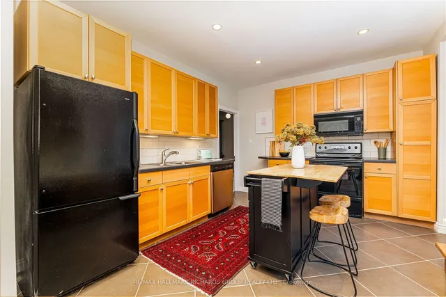 Additional image 10 of 48 Lockwood Rd