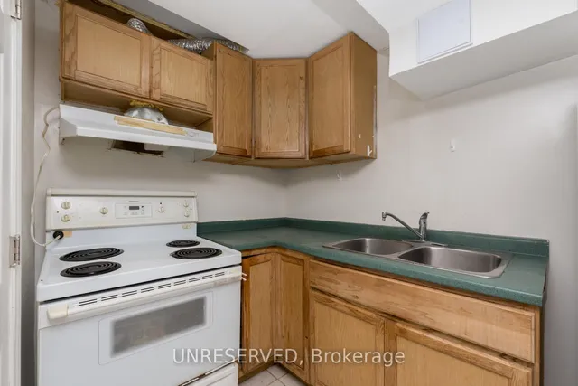 Additional image 31 of 148 Sunforest Dr