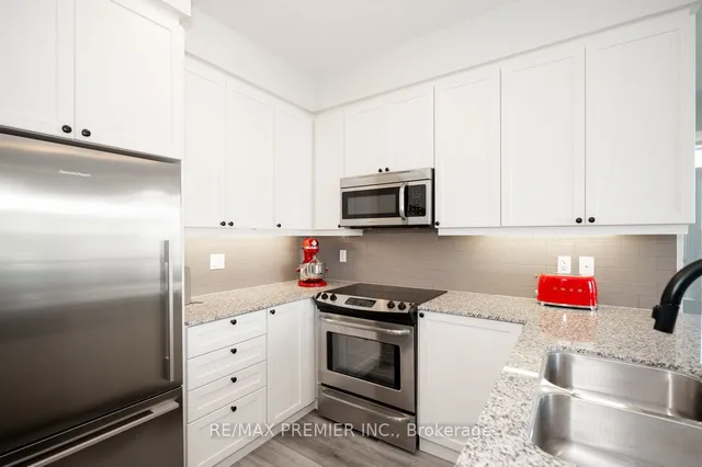 Additional image 33 of 35 Fontenay Crt Unit 902