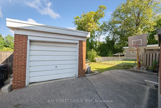 Additional image 33 of 129 Brookhaven Dr