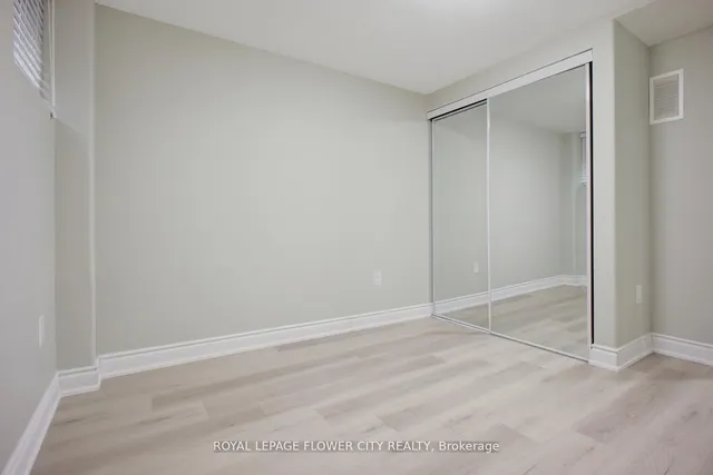 Additional image 28 of 50 Lockheed Cres