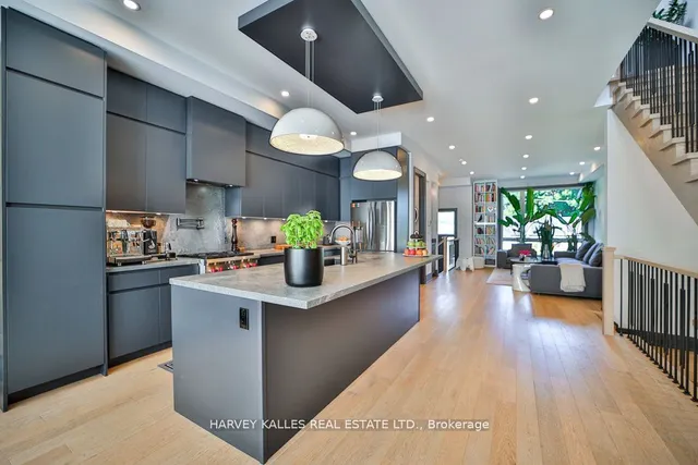 Additional image 4 of 39 Marquette Ave