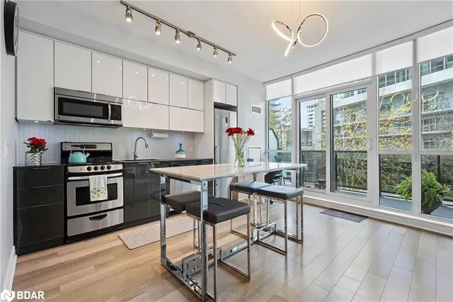 Additional image 15 of 80 Marine Parade Dr Unit 201