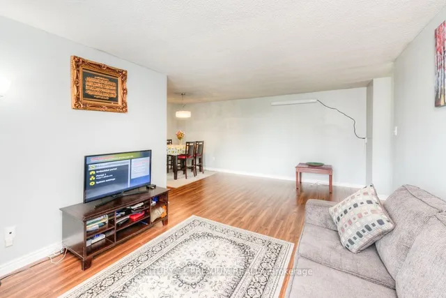 Additional image 4 of 15 Kensington Rd Unit 204