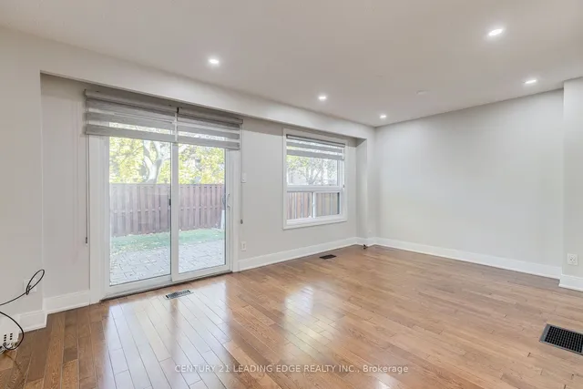 Additional image 12 of 107 FOSTER Cres