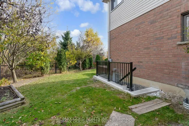 Additional image 23 of 10 Sunnybrook Cres