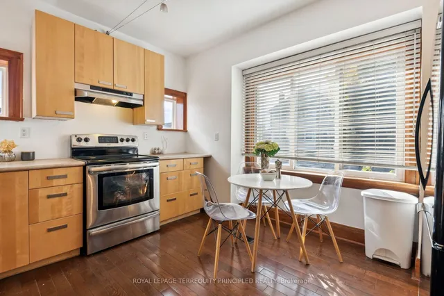 Additional image 3 of 39 Oakwood Ave