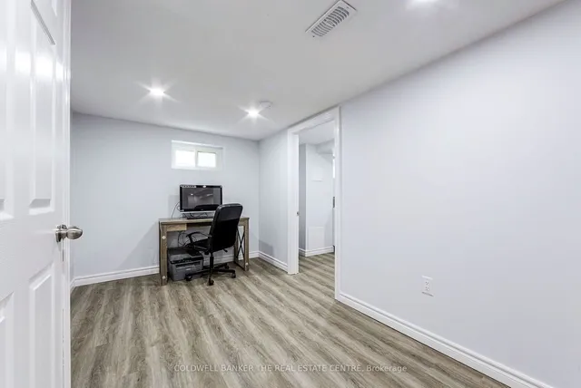 Additional image 29 of 49 Mallow Rd