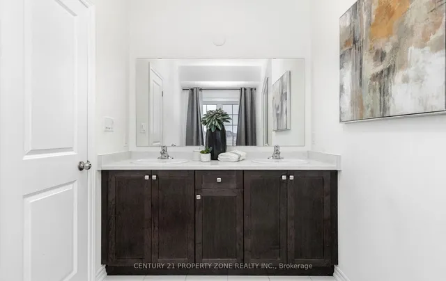 Additional image 28 of 69 Hayrake St