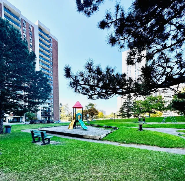 Additional image 2 of 21 Knightsbridge Rd Unit 1205