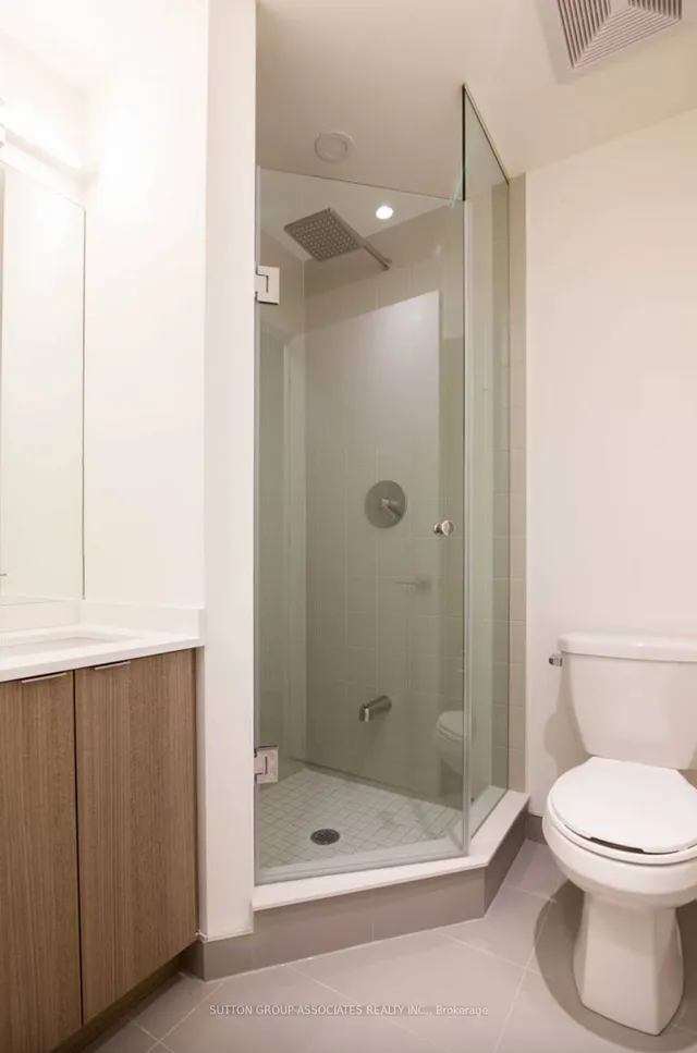 Additional image 5 of 840 St Clair Ave Unit 416