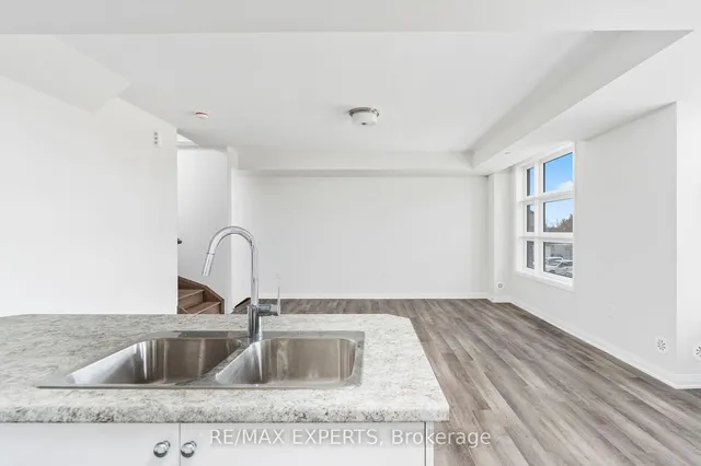 Additional image 10 of 15 Fieldridge Cres Unit 8