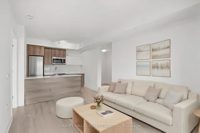 Additional image 4 of 25 Neighbourhood Lane Unit 1004