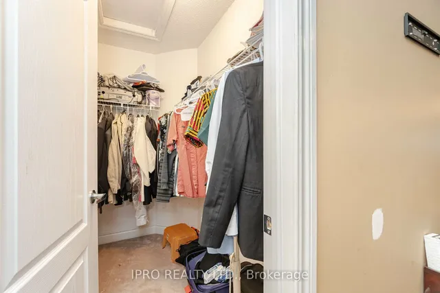 Additional image 35 of 2 Hugo Rd