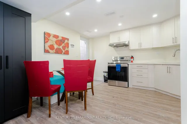 Additional image 23 of 42 Four Seasons Circ