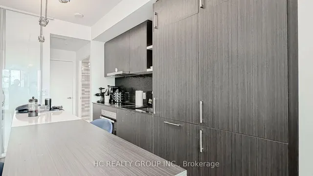 Additional image 8 of 100 Harbour St Unit 6506