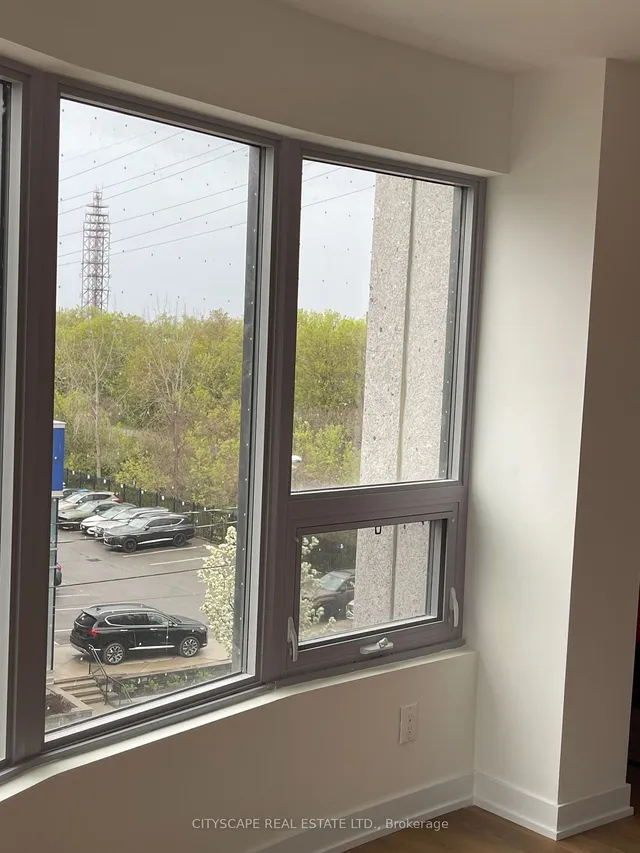 Additional image 27 of 2433 Dufferin St Unit 507