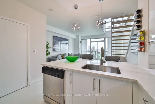 Additional image 5 of 185 Legion Rd Unit Ph06