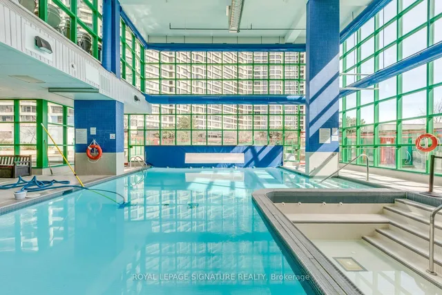 Additional image 26 of 77 Harbour Sq Unit 2207