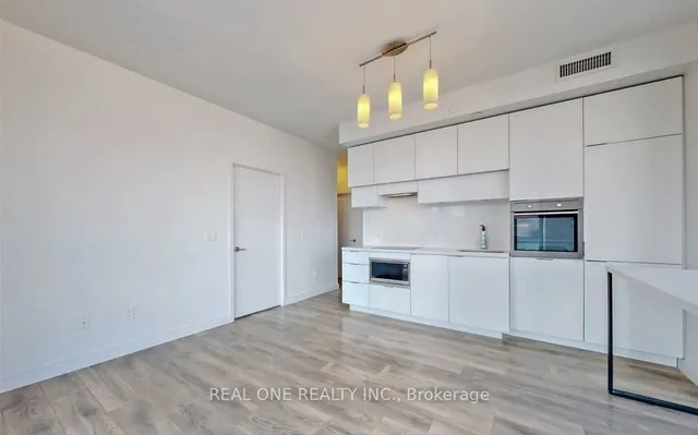 Additional image 12 of 8 Eglinton Ave Unit 1011