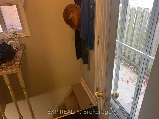 Additional image 30 of 109 Sellers Ave