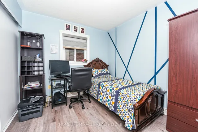 Additional image 27 of 94 Saintsbury Cres