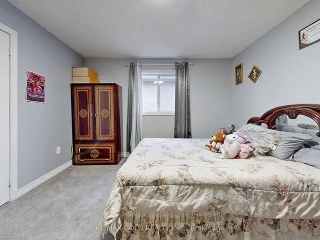 Additional image 26 of 64 Prue Crt