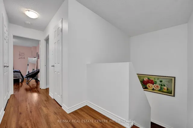 Additional image 27 of 4062 Lawrence Ave Unit 106