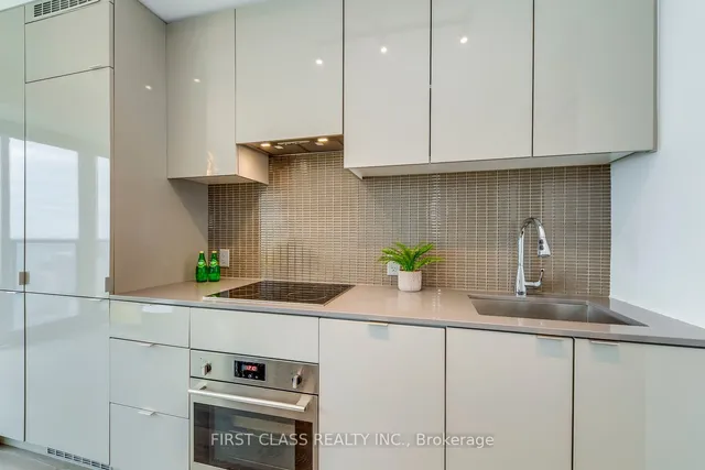 Additional image 10 of 7 Grenville St Unit 5608