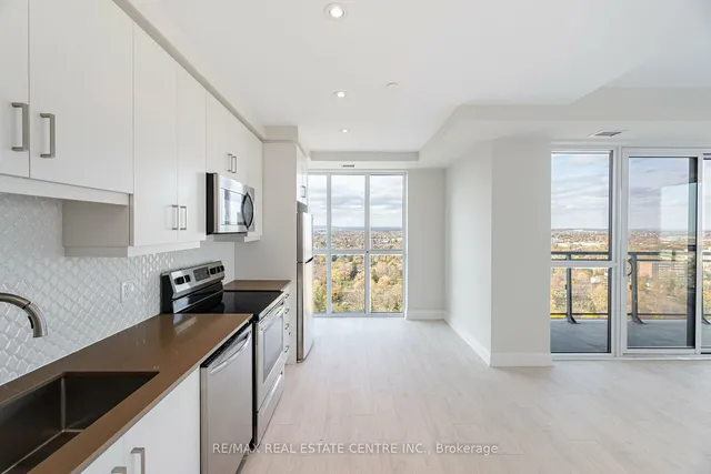 Additional image 10 of 15 Lynch St Unit 2101