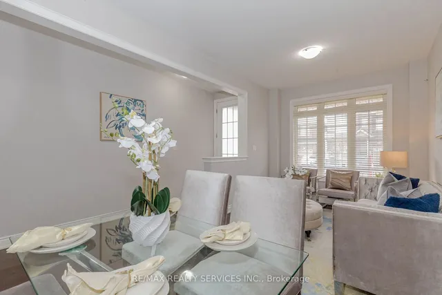 Additional image 8 of 12 Enclave Tr