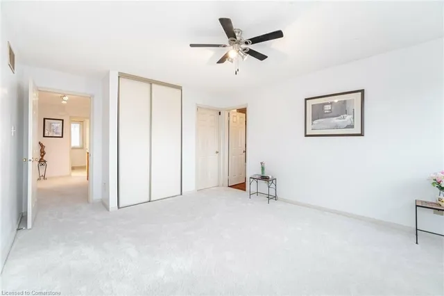 Additional image 25 of 140 Lord Simcoe Dr